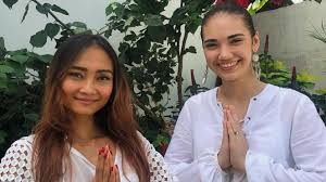 Perempuan 18 tahun ini cukup sering melakukan berbagai pemotretan bersama fotografer ternama tanah air. Haico Van Der Veken Anak Ke Berapa Trendskita