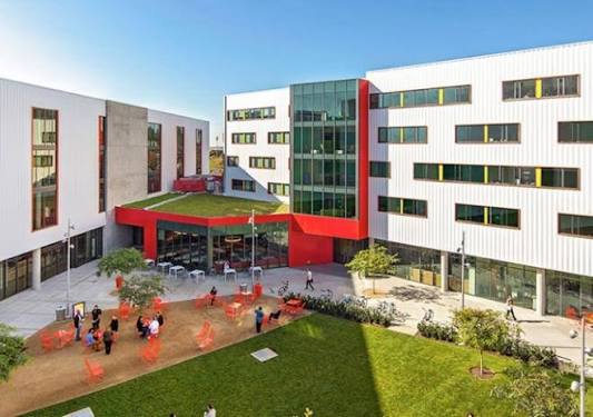 Колледж искусств и дизайна Отиса (Otis College)