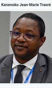 KING🤴🏾Jacob Zuma is up to something 🧠👌🏻