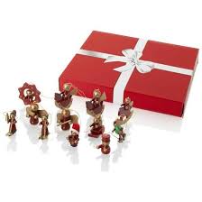 Ne place să îi bucurăm pe cei dragi cu daruri speciale, unice, care să exprime cât mai bine recunoștința, dragostea și idei de cadouri pentru fete. Idei Cadouri Craciun Copilul Ro