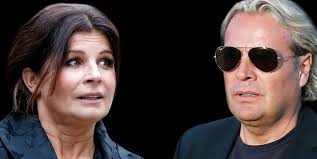 Runar sögaard är en av blogbiz bloggarna här kan ni läsa exklusiv intervju med honom i svednka dam tidningen. Carolas Katt Ihjalskjuten Av Runar Stoppa Pressarna Kandisar Kandisnytt Hant Extra Se Hor Noje