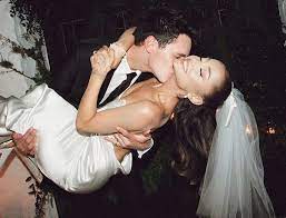 Ariana grande's custom wedding dress: Hjpqone68qurm