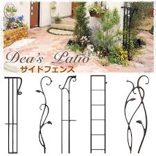 楽天市場 サイドフェンス 壁の端部を飾る ガーデン オーナメント アルミ鋳物製 ディーズガーデン 屋外 アルミ ラティス トレリス diy おしゃれ 庭 ガーデニング 外構 目隠し アイアン エクステリア通販プルーマガーデン 庭 ガーデニング エクステリア トレリス