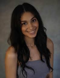 Kate Braun's Instagram, Twitter & Facebook