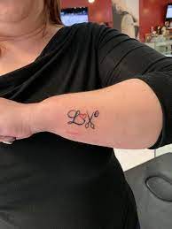 Sunflower tattoo is as captivating to look at as it is to draw. Hairstylist Tattoo Hairstylist Tattoos Tattoos For Daughters Hand Tattoos