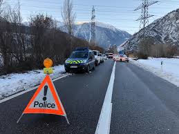 Police cantonale valaisanne | 1,290 followers on linkedin. L Arrivee Des Gens Du Voyage A Perturbe Le Trafic A