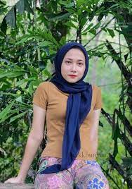 Pin By Sachithanathan Muniandy On Hijab 8 In 2020 Girl Hijab Muslim Girls Hijab Chic