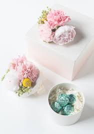 Diy Fresh Flower Gift Boxes Flower Gift Diy Gift Box Gifts