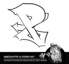 Graffiti adalah tindakan ekspresi artistik untuk desainer dan artis untuk bisa menampilkan pekerjaan mereka dan bahkan menyampaikan sebuah pesan politik di tembok umum dan di atas kertas. 39 Graffiti Ideas Graffiti Graffiti Art Graffiti Alphabet