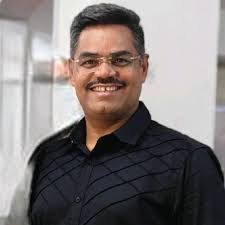 Darshik Patel's Instagram, Twitter & Facebook