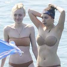 More images for elizabeth olsen beach » Dakota Fanning And Elizabeth Olsen On Set In Bikinis Popsugar Celebrity