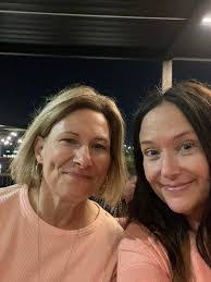 Melody Rhodes's Instagram, Twitter & Facebook