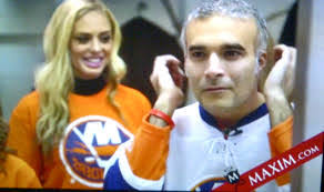 Stephanie Jill's Instagram, Twitter & Facebook