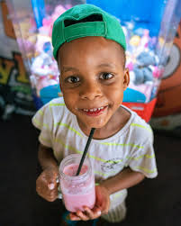 Weekends at Jerry's aren't for counting calories or behaving. 🍻 They're  for burgers dripping in sauce, cocktails that hit right, and stories you  half remember