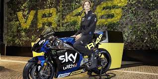 Luca marini belum merasa nyaman dengan pengaturan motor ducati, dan ingin menggunakan tangki yang pernah dipakai oleh jorge lorenzo dulu. Galeri Foto Corak Motor Luca Marini Dan Sky Racing Vr46 Di Motogp 2021 Bola Net