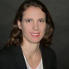 Claire JUILLARD (Axa En France à Nanterre )