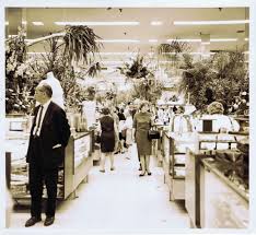 Hess S Department Store Allentown Pa Flower Show Main Sales Floor At Ninth Hamilton Streets Early 1960s Flooring Sale Allentown Flower Show