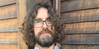 Review: Lou Barlow and the sound of a back yard show