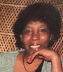 Elnora Jones's Instagram, Twitter & Facebook