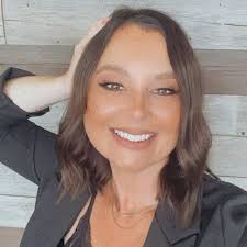 Veronica Mayhew (@sunkissedhairgirl) • Instagram photos and videos