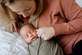Place a blanket in a patch of sun outside or in front of a window or glass door, then plunk your little one down and start snapping. Diy Newborn Photography 10 Tips For Taking Your Own Pictures Jw Brown Photography
