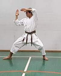 It refers to a detailed choreographed pattern of martial arts movements made to be practised alone. Katas Karate Kirchheim