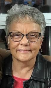 Cheryl Thiel's Instagram, Twitter & Facebook