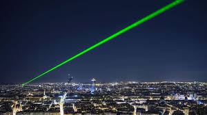 Everything you need to know about lasers (because people are pointing them  at planes) - BBC Newsbeat