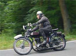Für die zulassung als oldtimer gelten verschiedene voraus­setzungen. Rund Um Bad Munstereifel Im Oldtimer