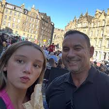 Dan Sartain's Instagram, Twitter & Facebook