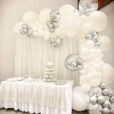 A Gorgeous White And Silver Themed Wedding At Ambroseestate Balloonsperth Ballo Silver Wedding Theme Silver Party Decorations Birthday Balloon Decorations