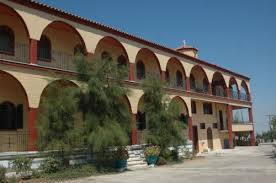 Η κερατέα είναι πόλη της αττικής, που ανήκει διοικητικά στον δήμο λαυρεωτικής. Monh Agias Skephs Keratea H Polh Mas
