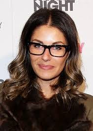 Gloria Edinger's Instagram, Twitter & Facebook