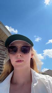 Toddler Mom's Outfit of the Day Ideas