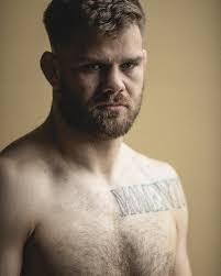 Steve Mowry (@tallstevefightspeople) • Photos et reels Instagram