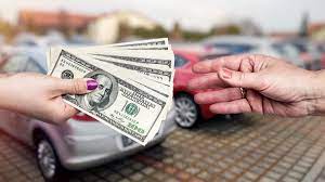 Up to $800 per month in some locations car rental apps, like many other gig income streams , have blown up in popularity over recent years, especially in densely populated areas. Make Money By Wrapping Your Car With Ads