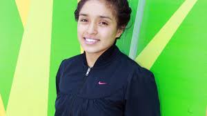 Jun 14, 2021 · ha sido un día de break para el clavadismo mexicano, pues laura sánchez anunció su retiro del profesionalismo, debido a que una vieja lesión no le permitió participar este lunes en el control técnico interno de la federación mexicana de natación rumbo a los juegos olímpicos tokio 2020. Arantxa Chavez Clavadista Y Estudiante El Informador