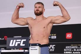 6 ft 2 in (1.88 m). Ufc 259 Blachowicz Vs Adesanya Analysis Prediction