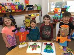 I am a former kindergarten teacher that just started in a private preschool. Submitted Story Kindergarteners Celebrate Letter People Week 4 12 19 Southeast Missourian Newspaper Cape Girardeau Mo