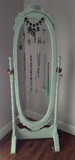 Take a single piece of the broken mirror and touch it to a tombstone. 20 Brilliantly Crafty Diy Ideas To Upcycle Broken Mirrors Diy Crafts