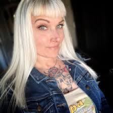 Heather Bailey (suicidebl0nde)