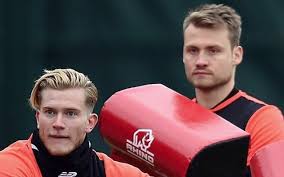 Loris karius and simon mignolet for liverpool😂. Simon Mignolet To Be Liverpool Fc S Eternal Bridesmaid