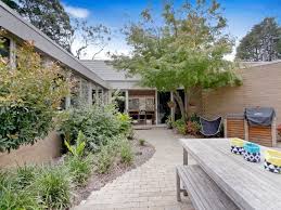 6 Armagh Road Frankston South Vic 3199 Garden Design Garden Styles Mid Century Decor