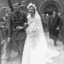 I'll never forget seeing her walk in helmut lang. Chatsworth S Most Famous Brides Part 1 Debo Mitford Bridal Shop Near Sheffield
