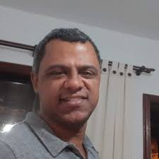 É o Tom (Helton Paixão) (@heltonrio)