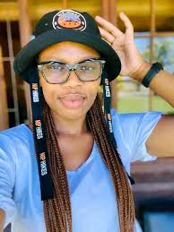 Hi guys I'm zukie I'm 29years looking for love I need a man who care share  love with me I'm in cape Town