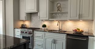 There are a few styles of under cabinet lighting that you can choose from, some have better features and are fully customizable. What Is The Best Type Of Under Cabinet Lighting Newswire
