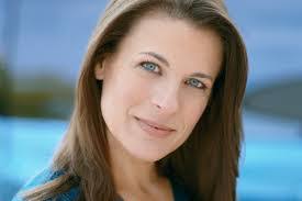 Betsy Sanders's Instagram, Twitter & Facebook