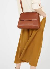 We did not find results for: Sac Porte Epaule En Cuir Caramel Nat Nin Femme Place Des Tendances