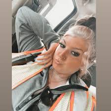 Blue Collar Workers Share Their Long Hour Stories